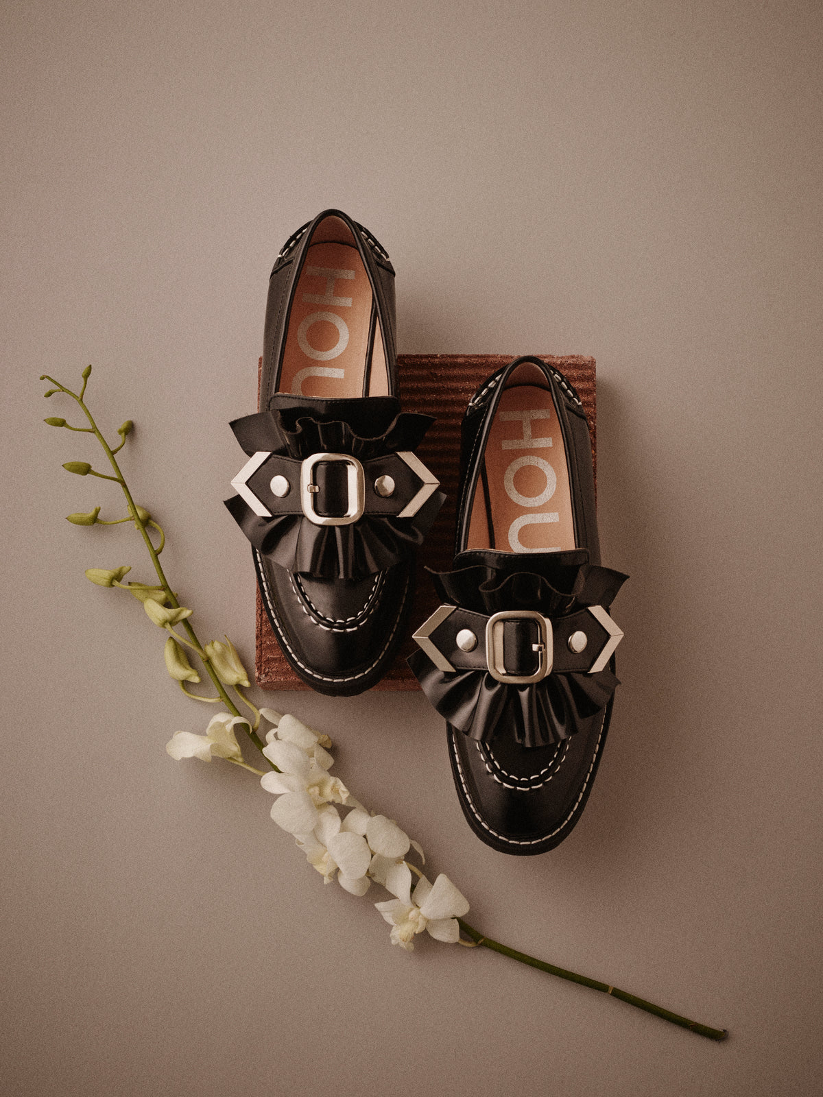 day and night loafer