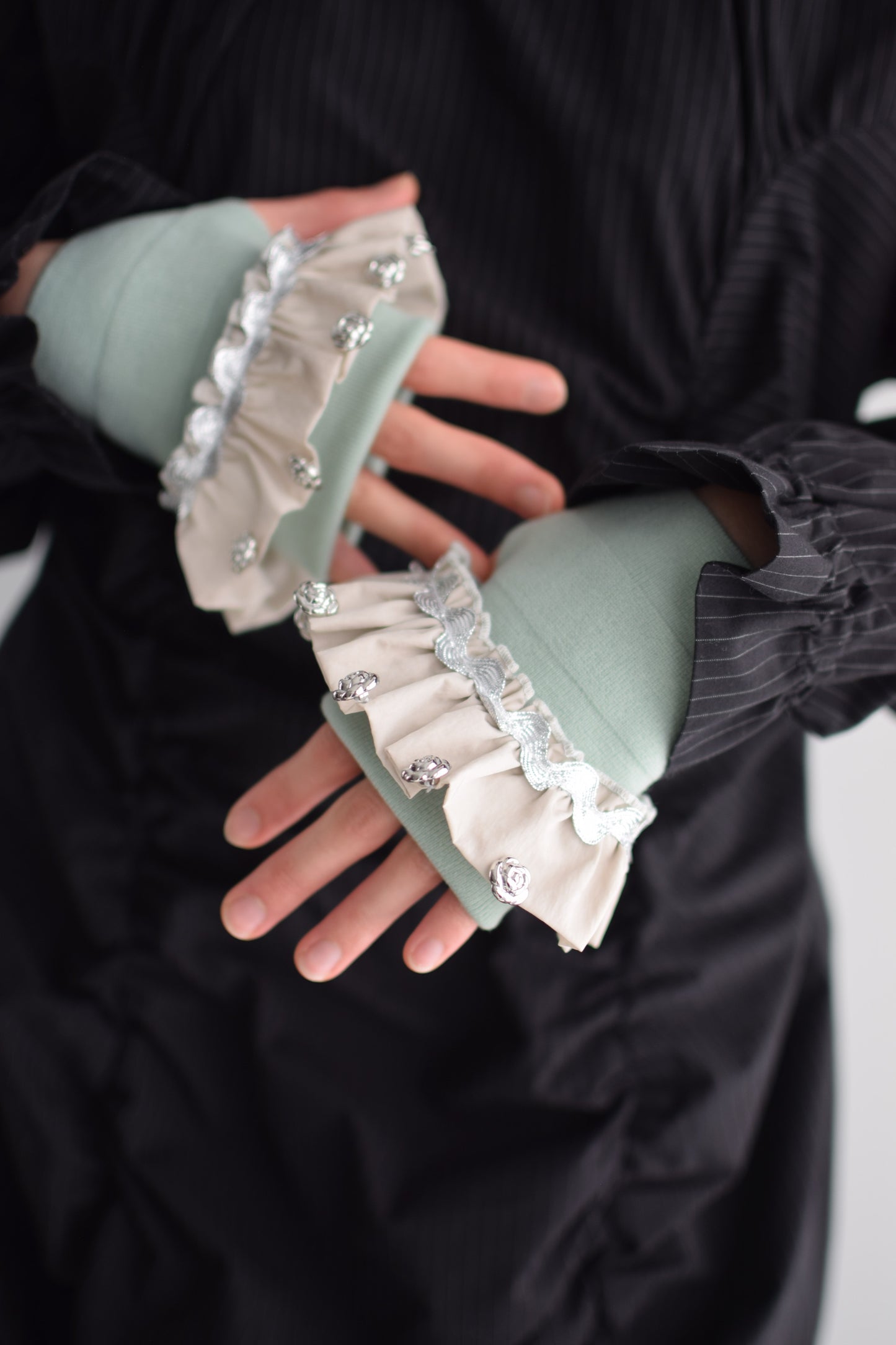 up-and-down gloves
