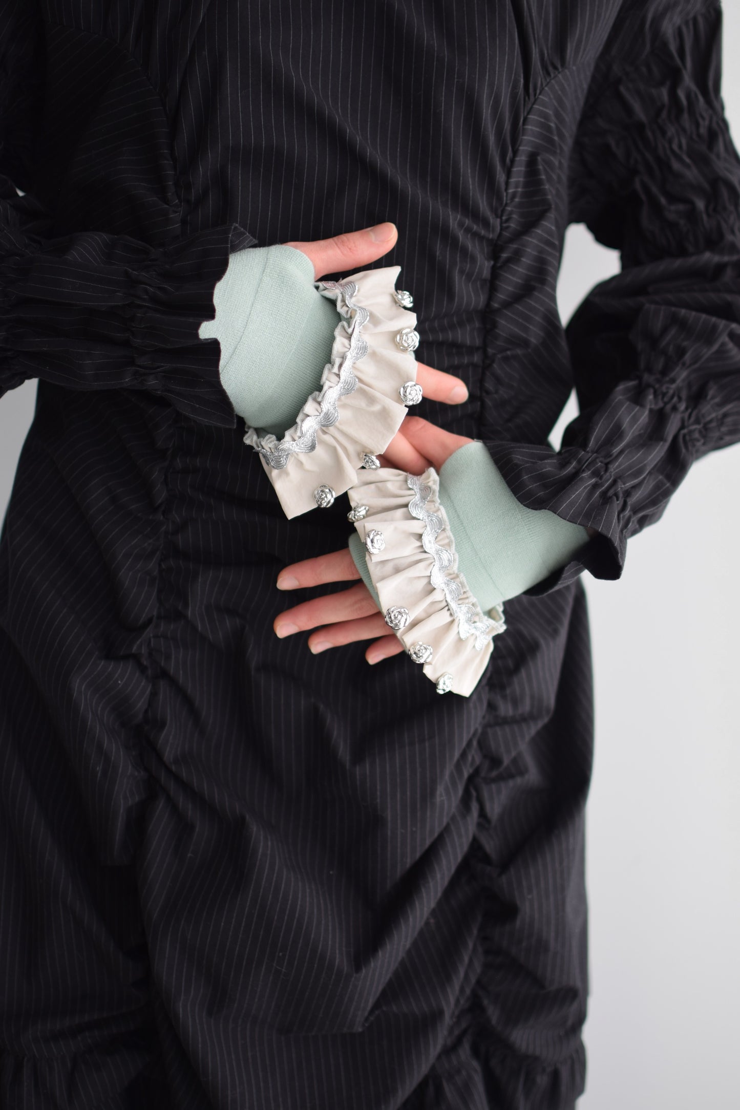 up-and-down gloves