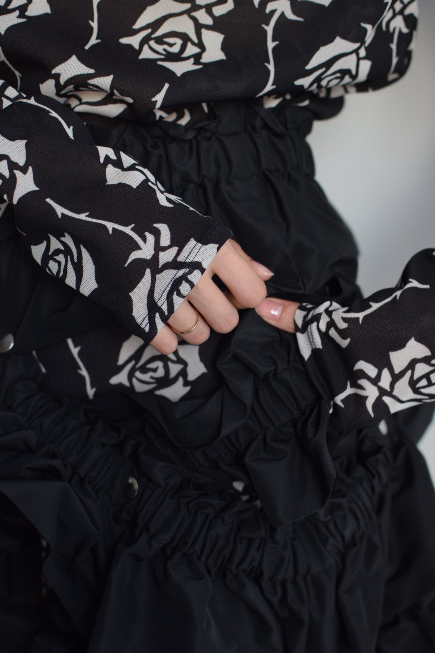 thorny long tops