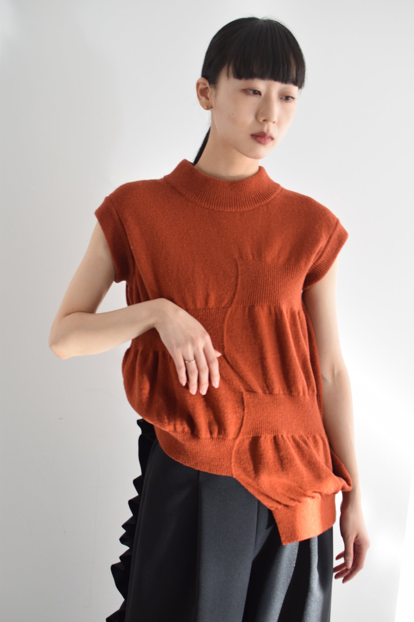up-and-down knit vest