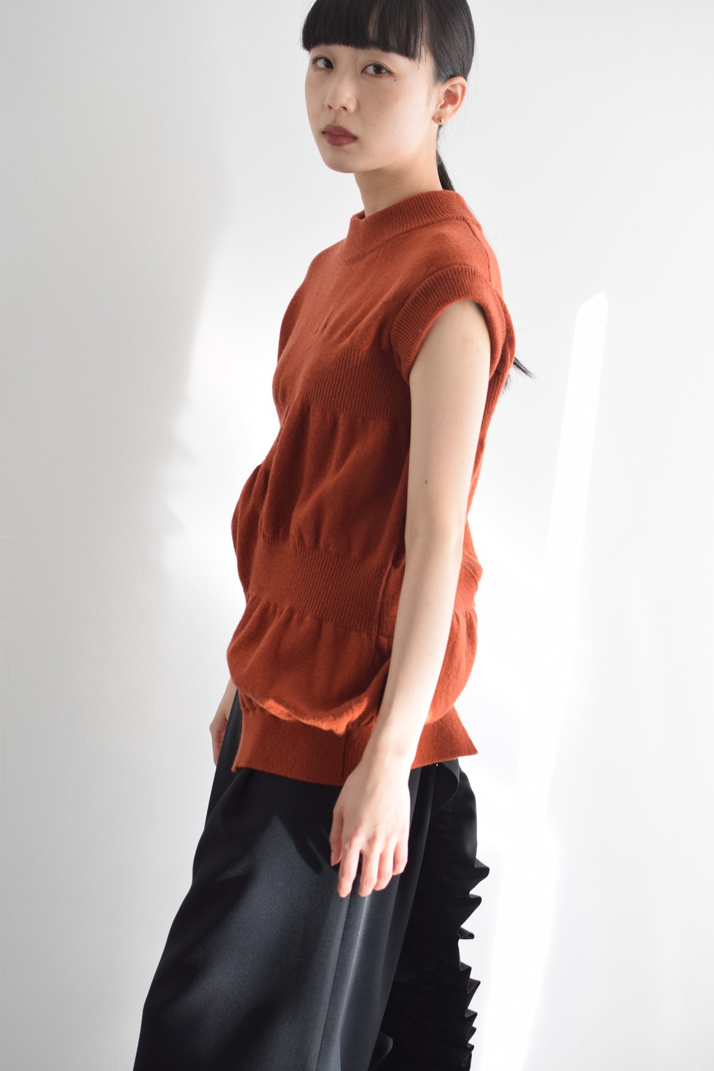 up-and-down knit vest
