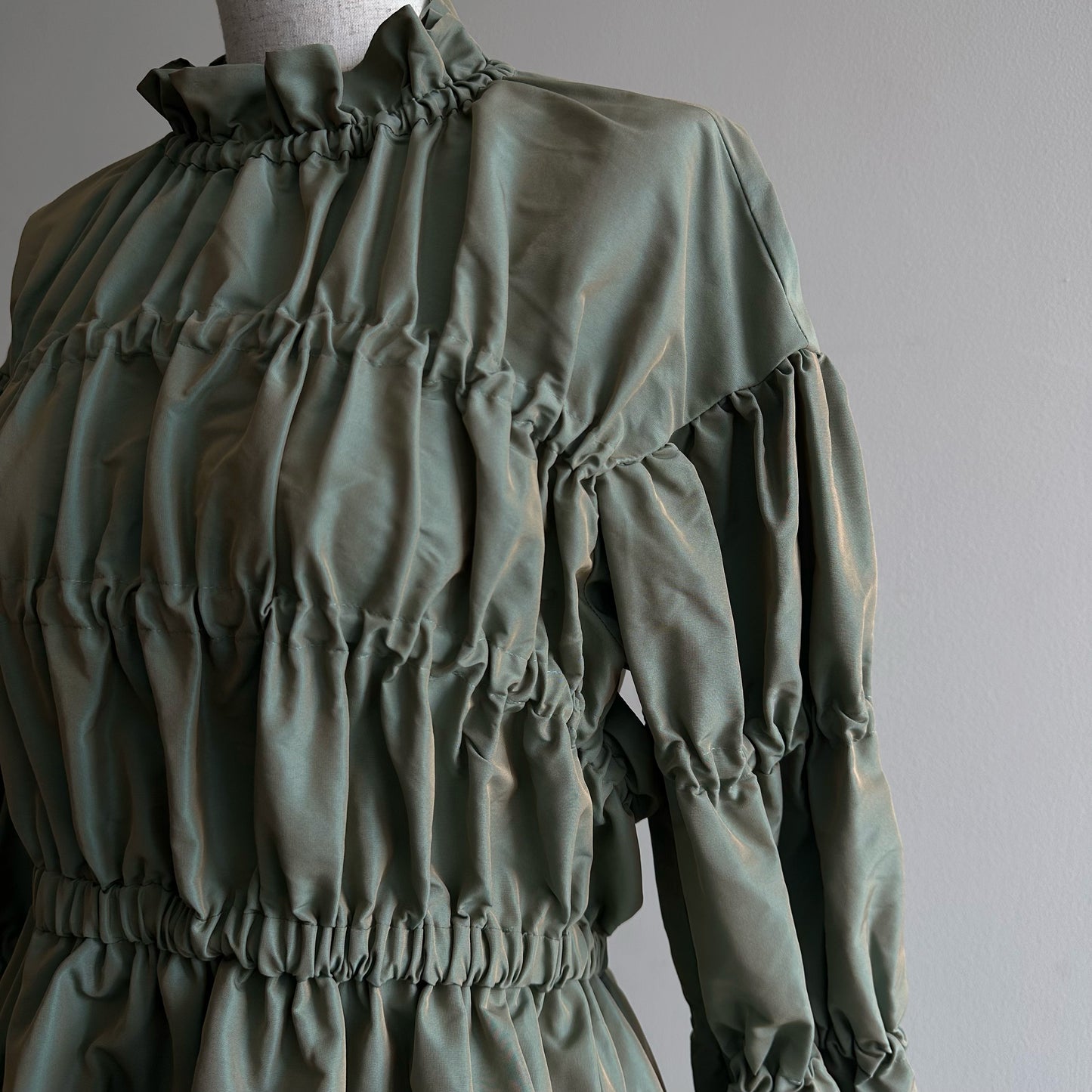 vivi dress