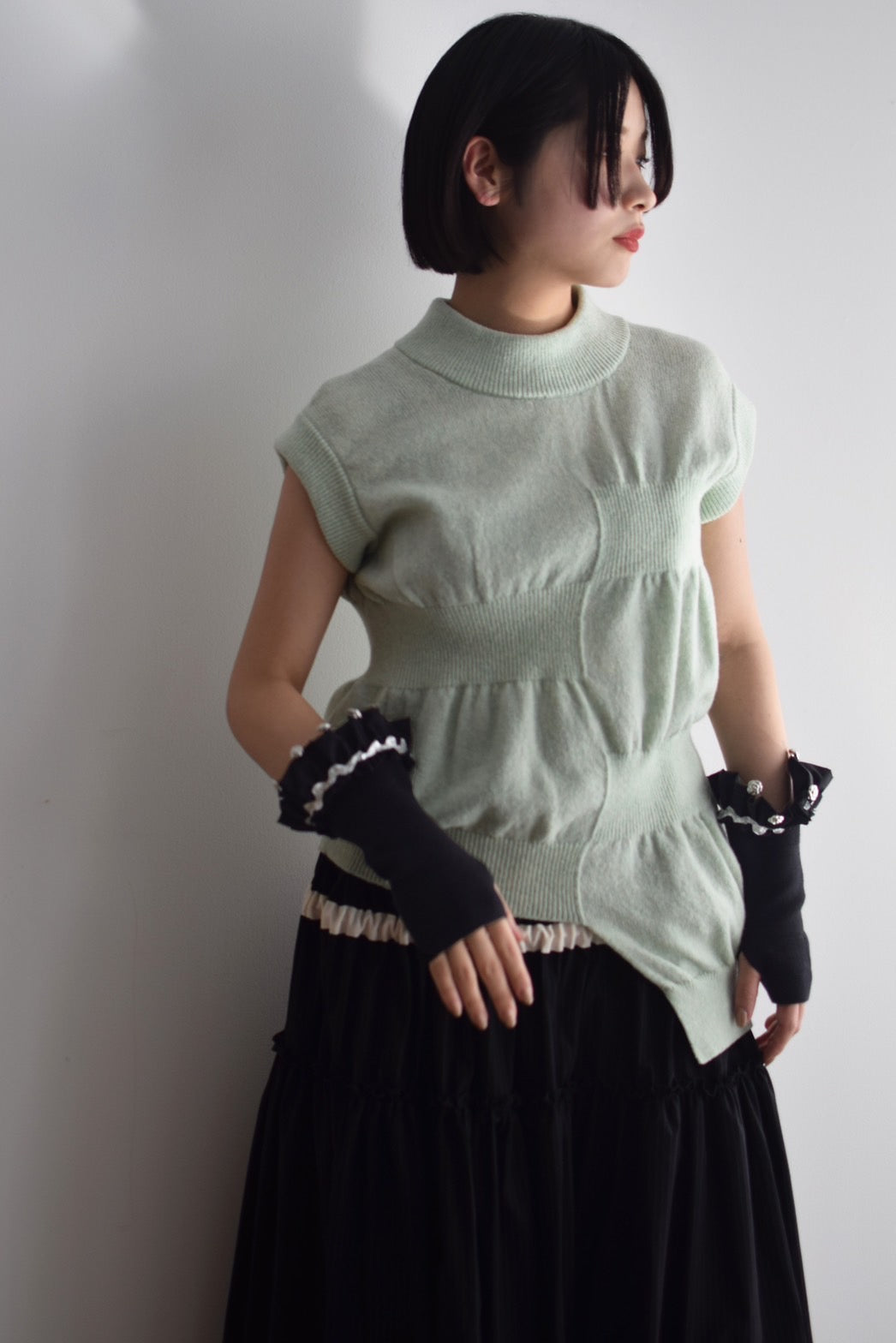 up-and-down knit vest