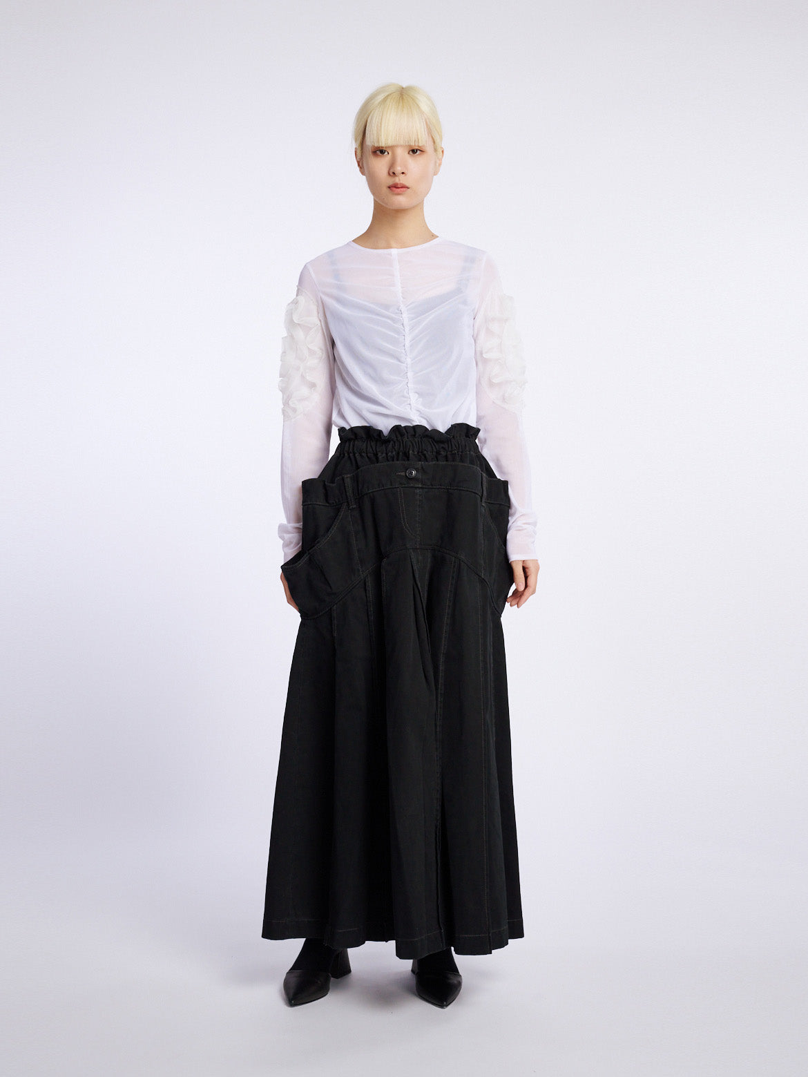 look-forward skirt