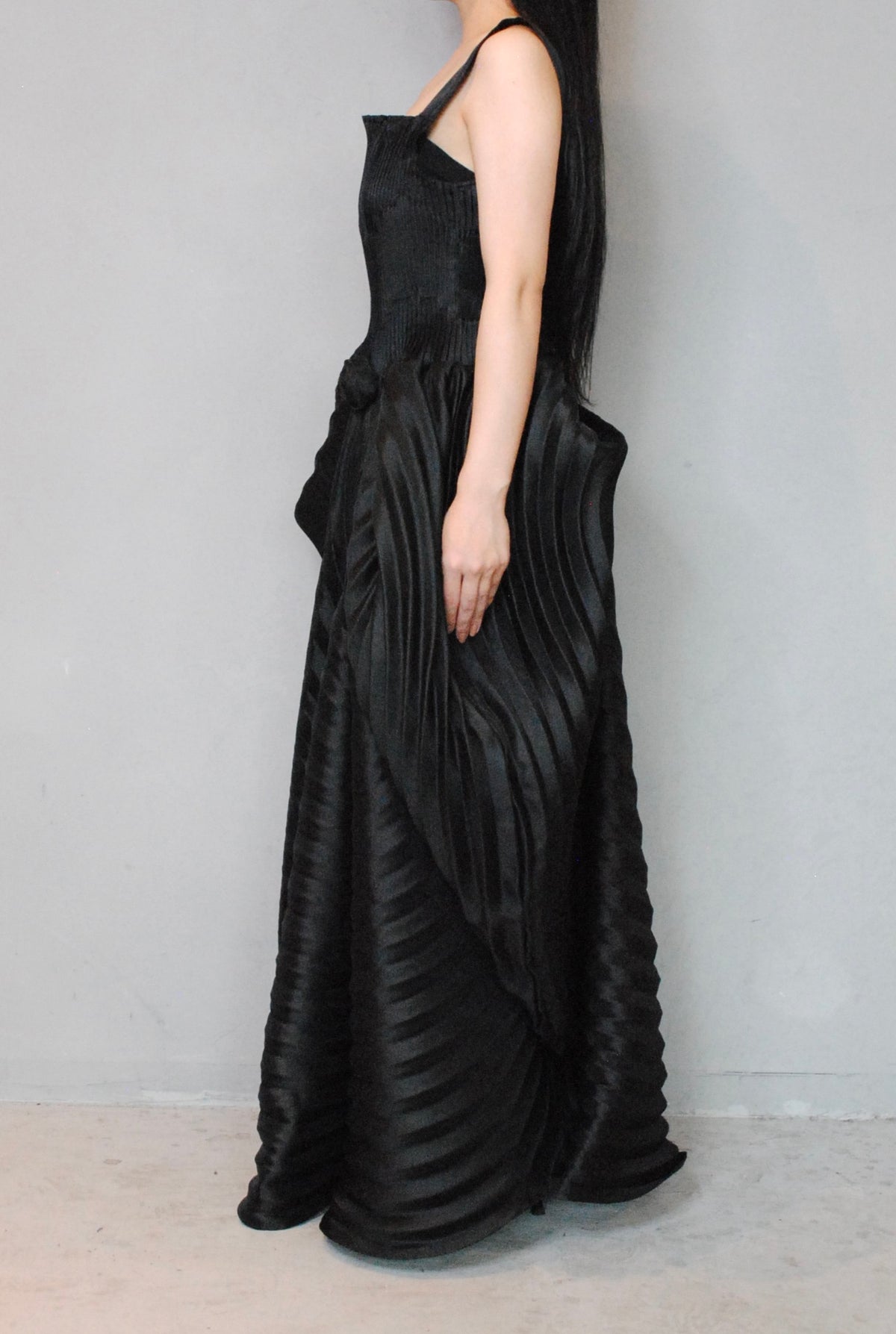 mick dress