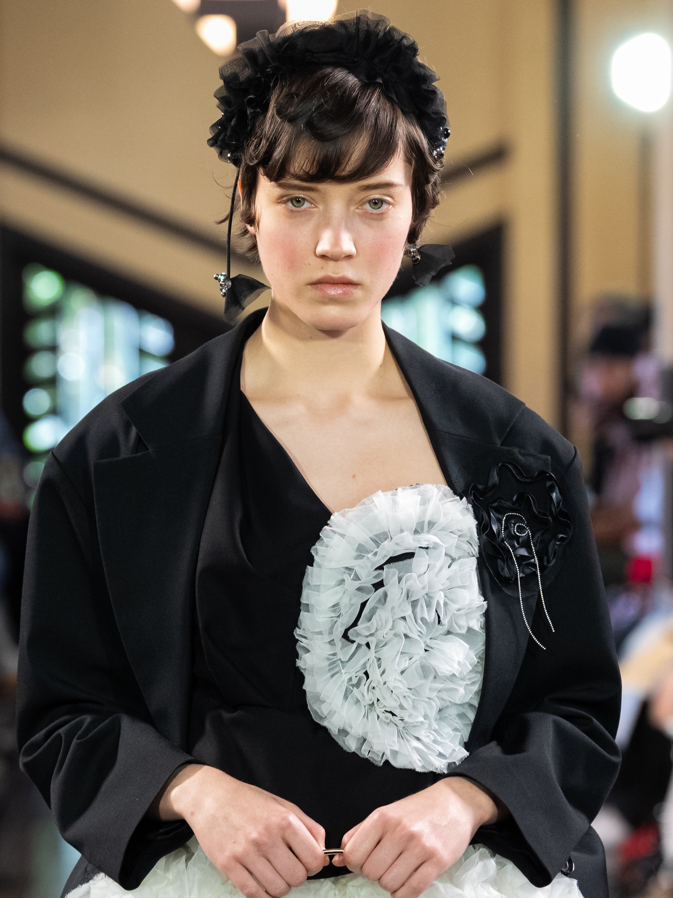 【美品】tegara ヘッドドレス 新作公開】≪花柄ヘッドドレス(あご紐取り外し可能タイプ)≫通販