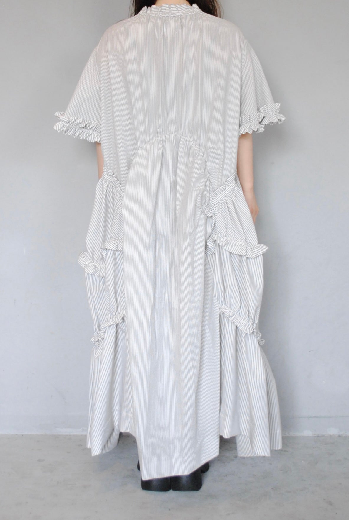daisy dress