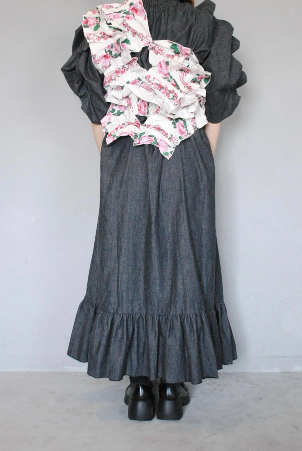 sunday frill vest