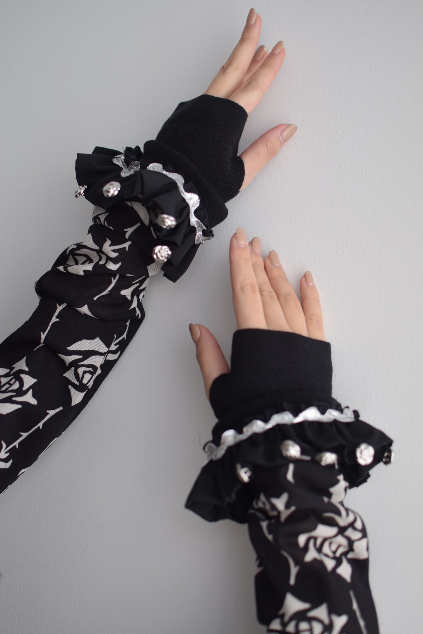 up-and-down gloves