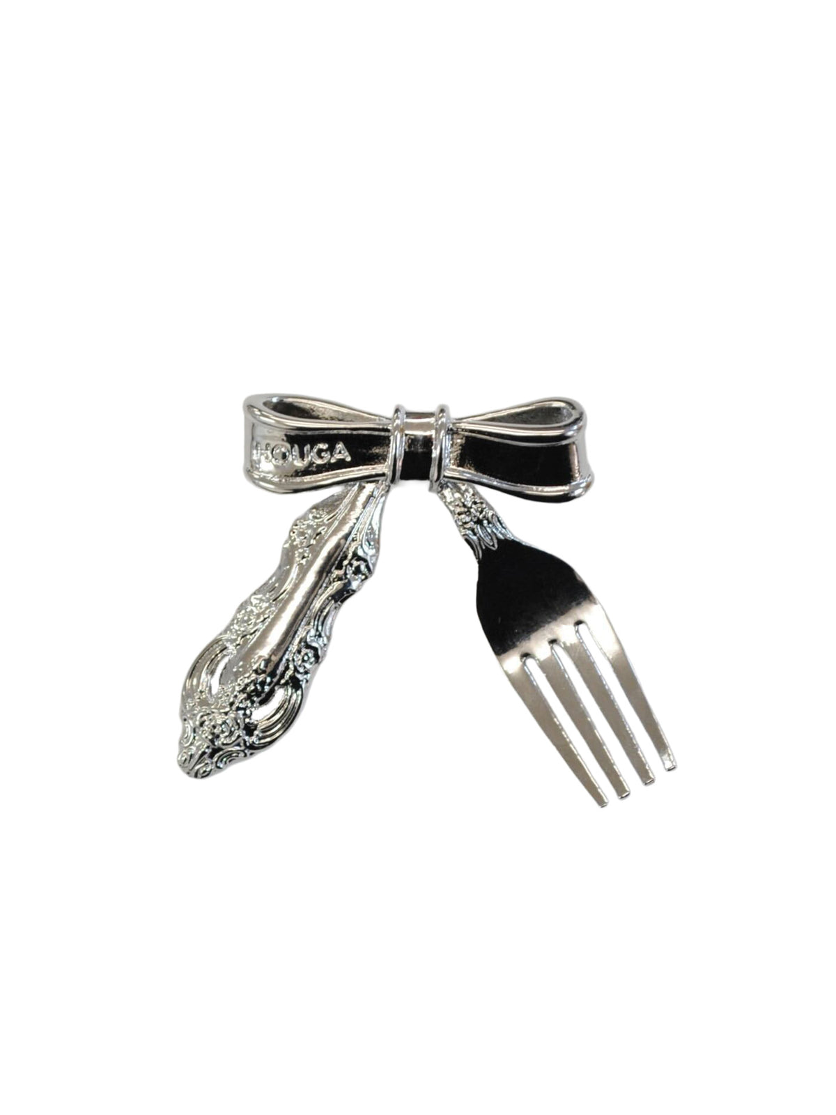 dessert brooch