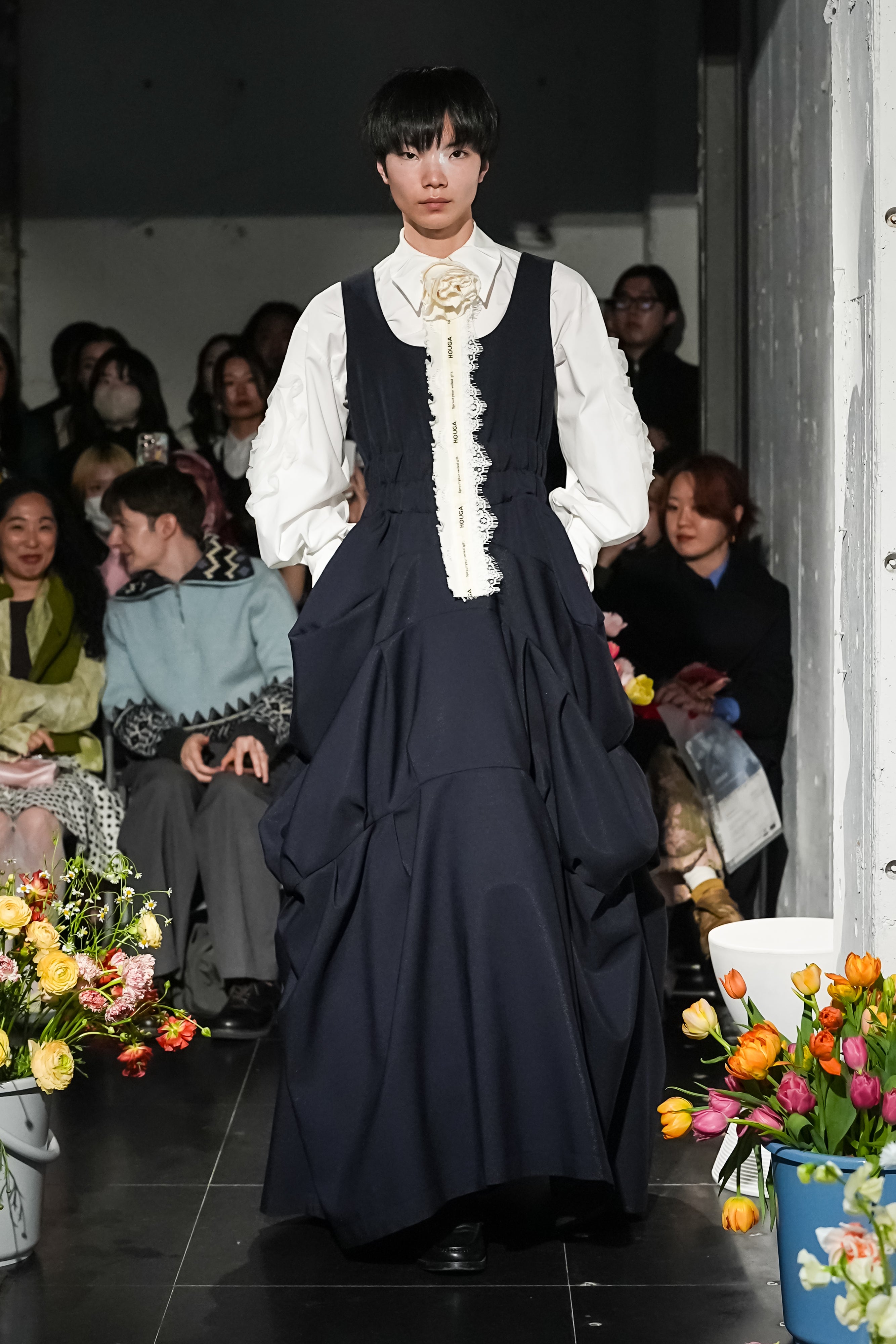 新品・未使用★ohga 2026ss カシュクールブラウス　黒 Autumn/Winter 2026 – HOUGA
