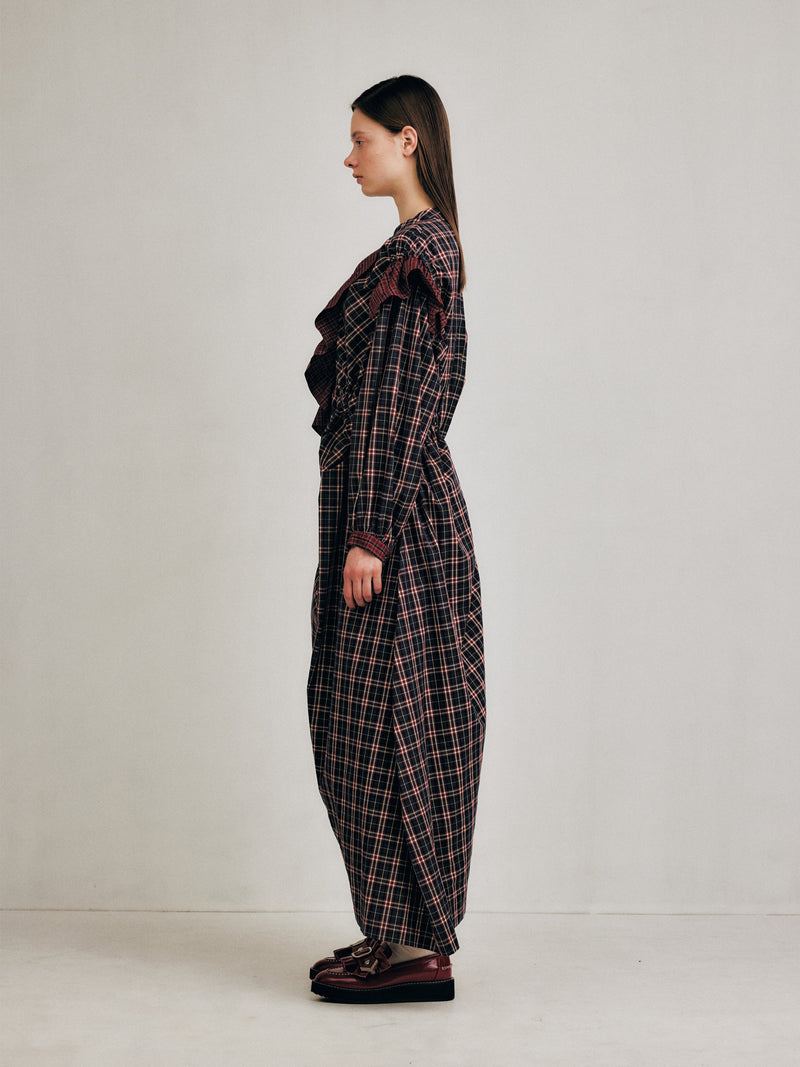 モデル身長：175cm (1size)